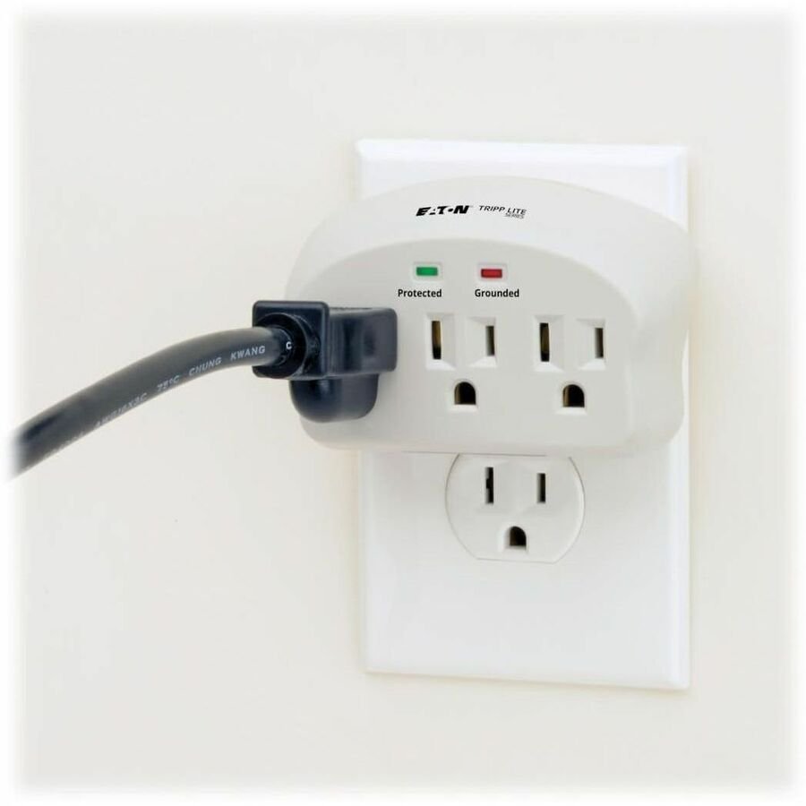 Eaton Tripp Lite SK3-0 3-Outlet Direct Plug-In Surge Protector, 660J, 120V - Image 4