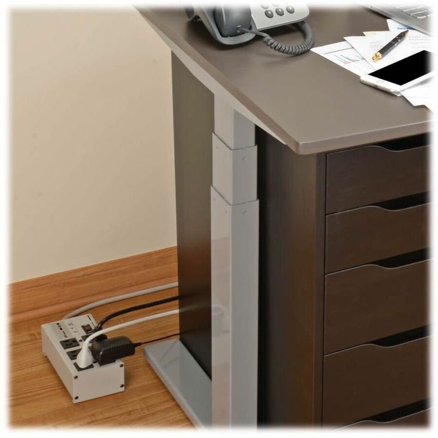 Tripp Lite by Eaton Isobar 6-Outlet Surge Protector 6 ft. Cord with Right-Angle Plug 3330 Joules - Image 3