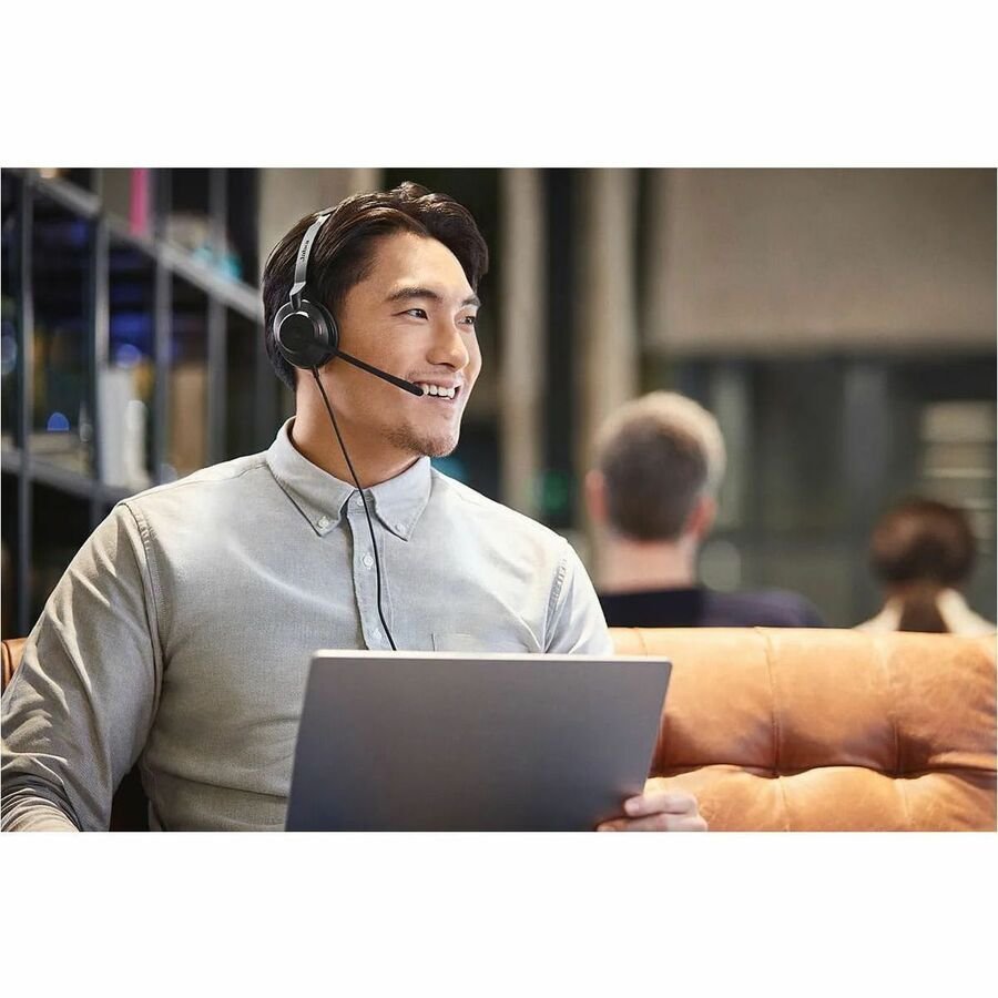Jabra Evolve2 30 SE Wired Stereo Headset, USB-C/USB-A, Microsoft Teams Certified - Image 2