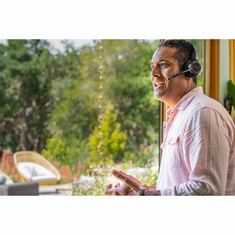 poly voyager 4310 usb c headset +bt700 dongle + charging stand poly voyager 4310 usb c headset +bt700 dongle + charging stand